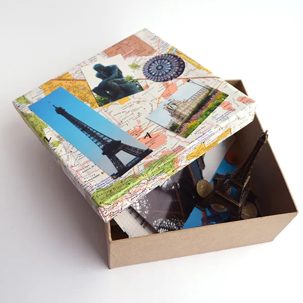 Scatola di ritagli per le vacanze